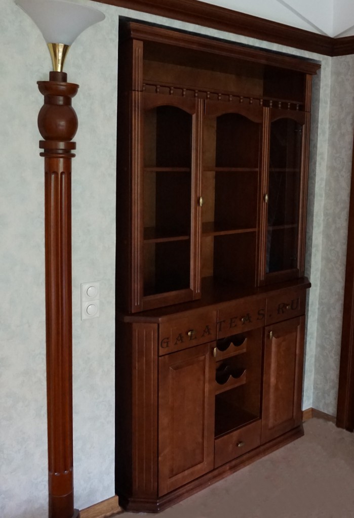 Буфет из массива