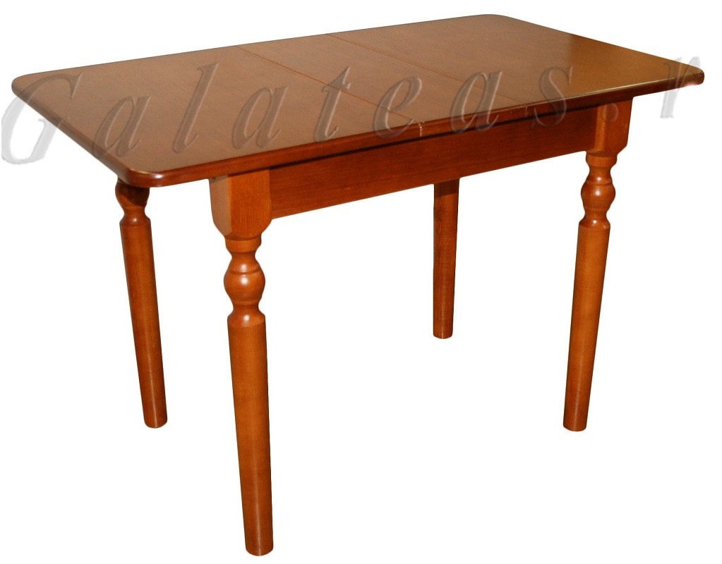 Маленький прямоугольный стол из массива