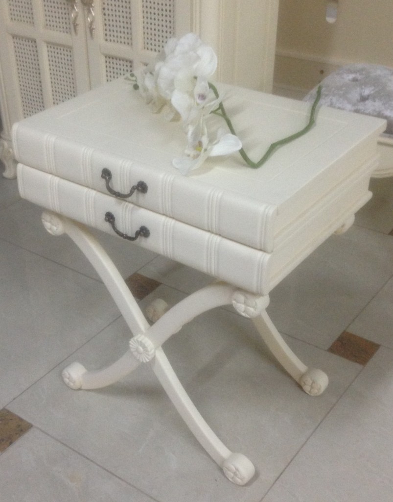 Столик под телефон RC3215 Ivory (Слоновая кость)