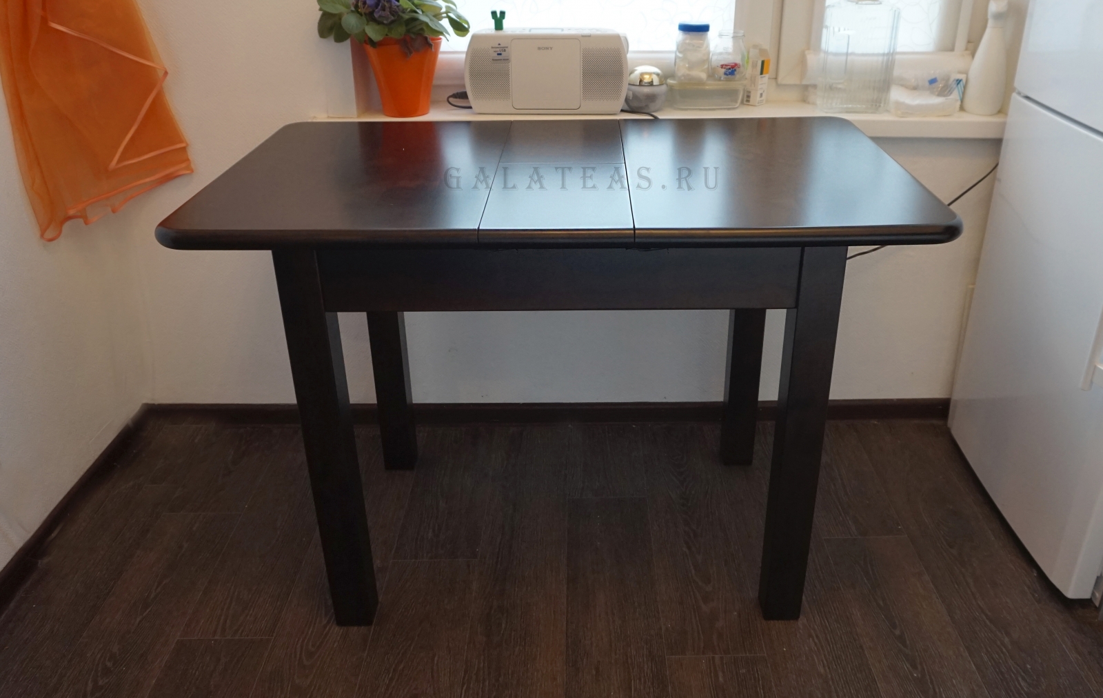 Стол Глазго в разложенном состоянии