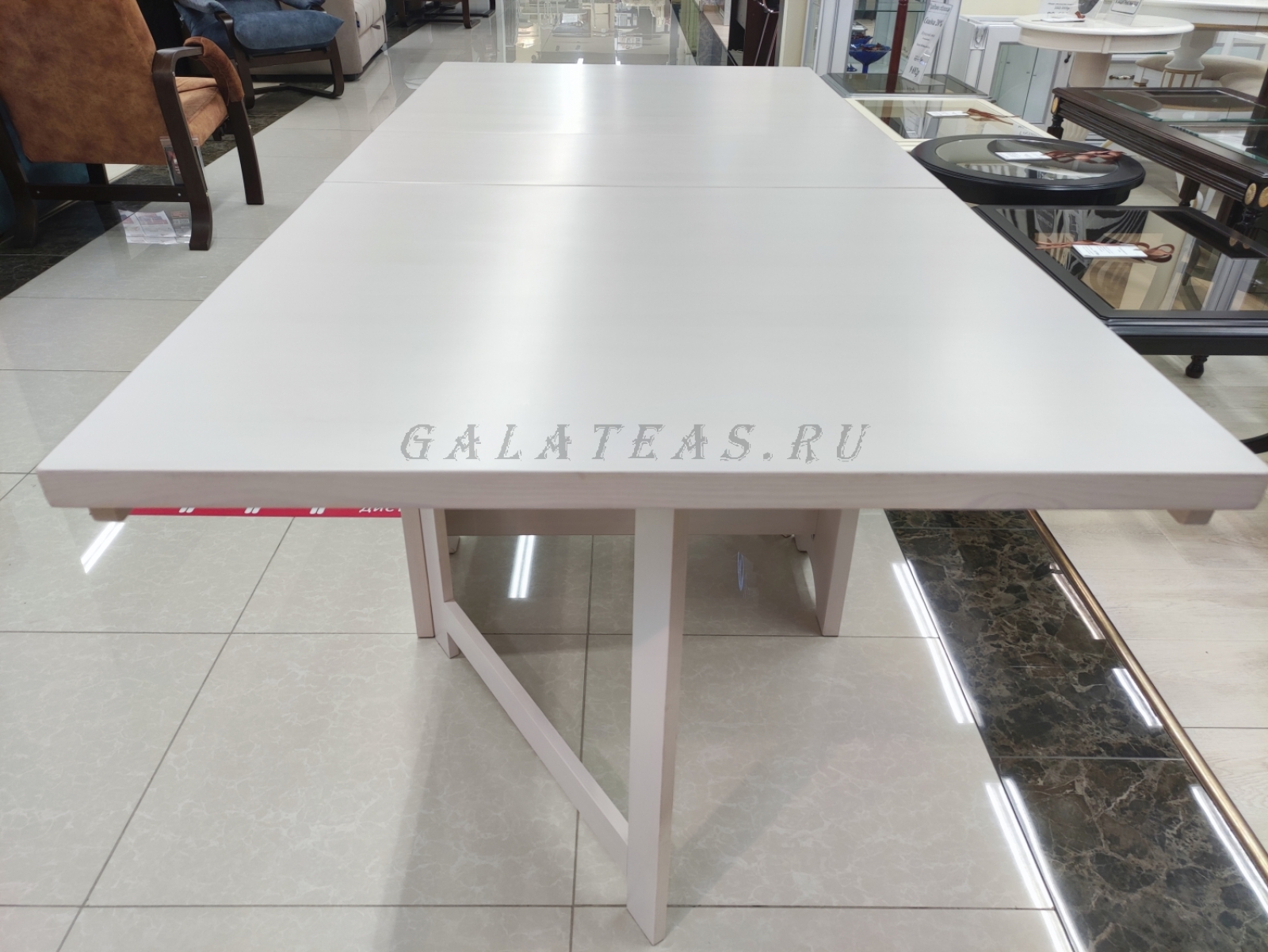 Стол книжка со скидкой в цвете Молочный