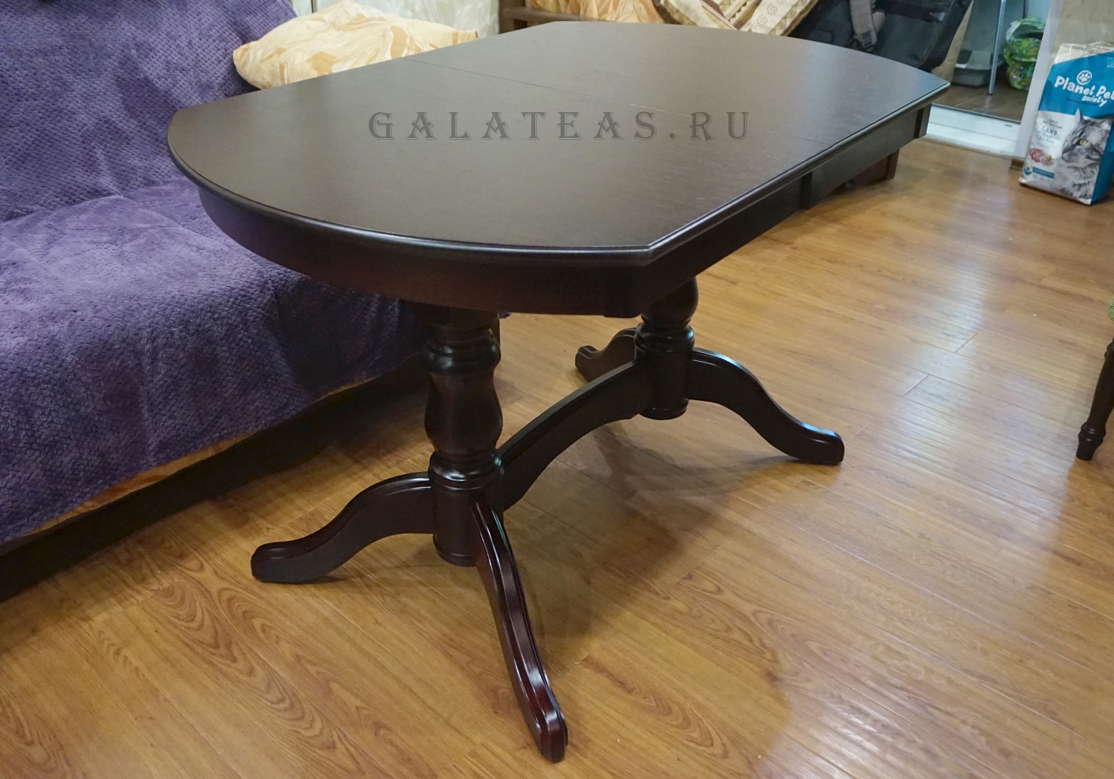 Темный стол Версаль формы радиус