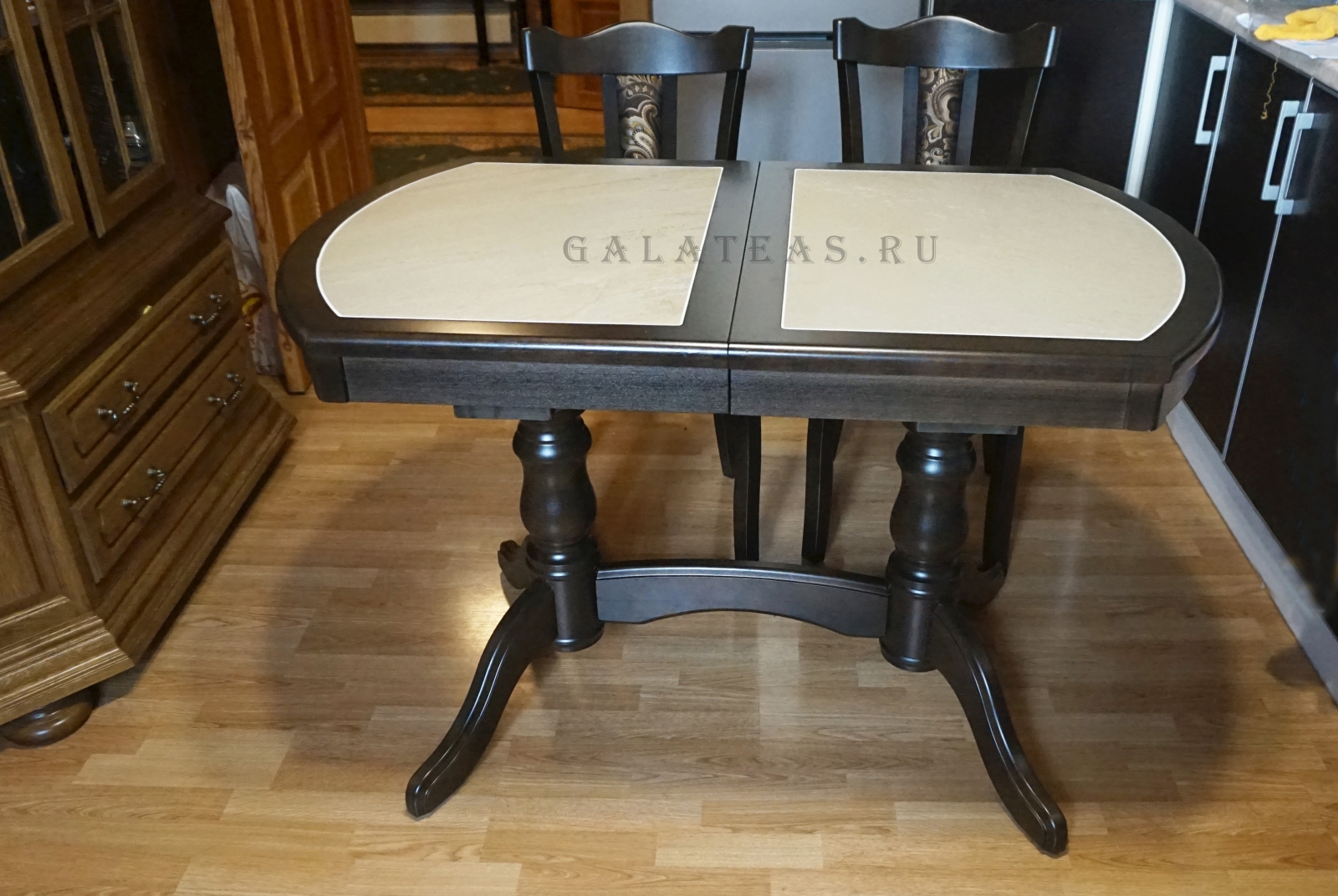 Обеденная группа Алиготе 2 из массива